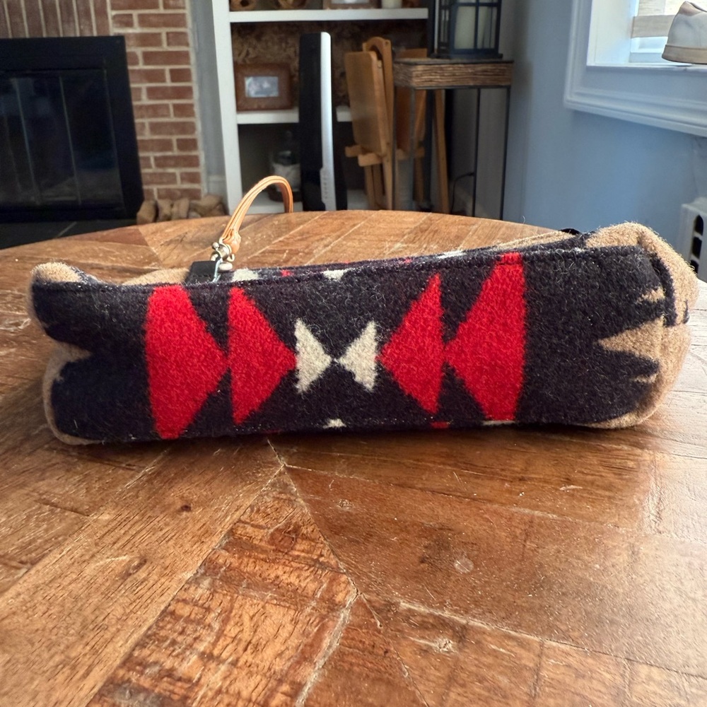 Pendleton Aztec Design Wool Crossbody Bag - Picture 3 of 10